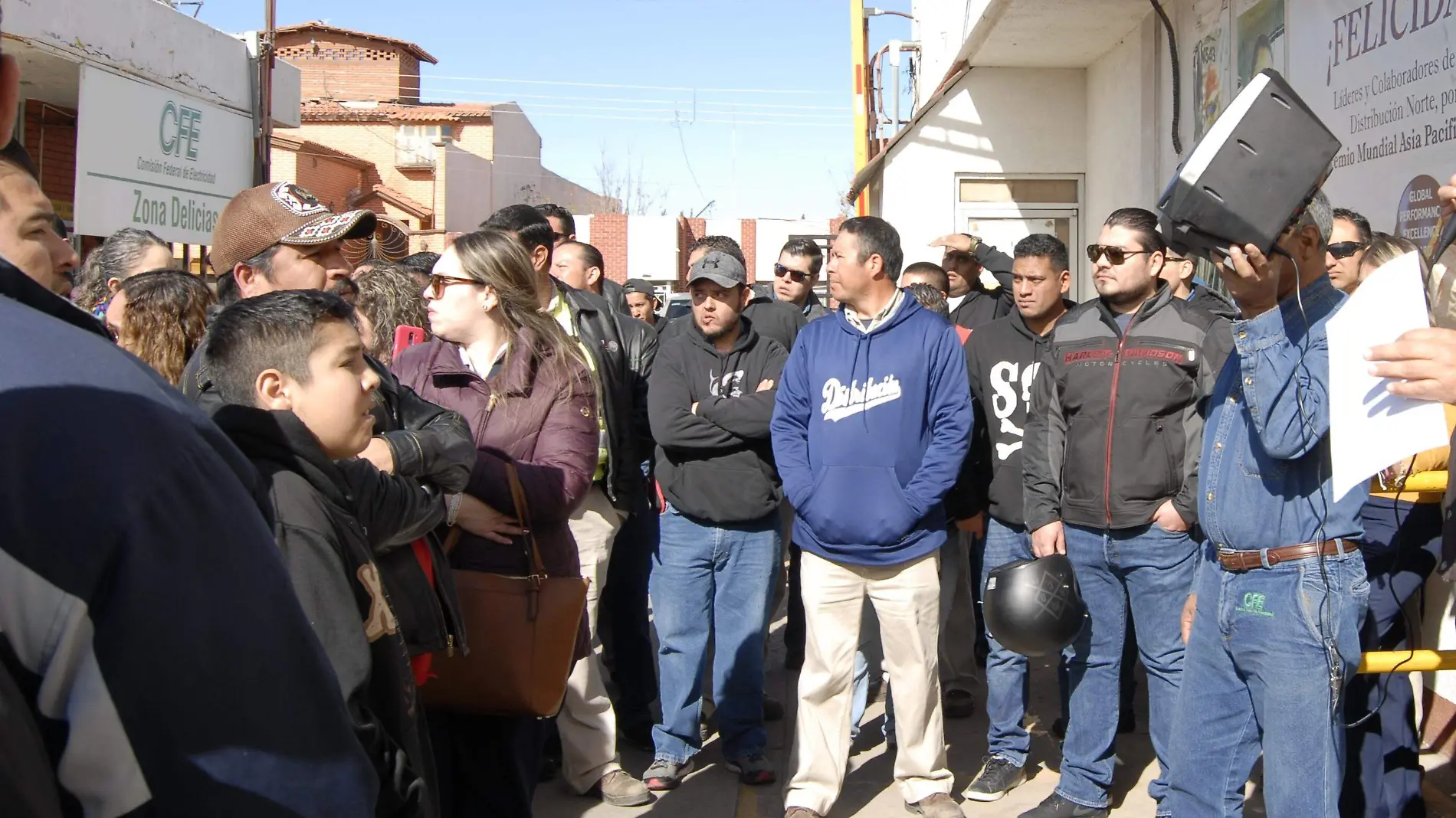 CFE amenaza con paro general si no se publica convocatoria de asablea